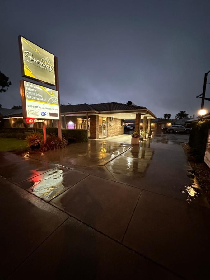 Pevensey Motor Lodge Echuca Bagian luar foto