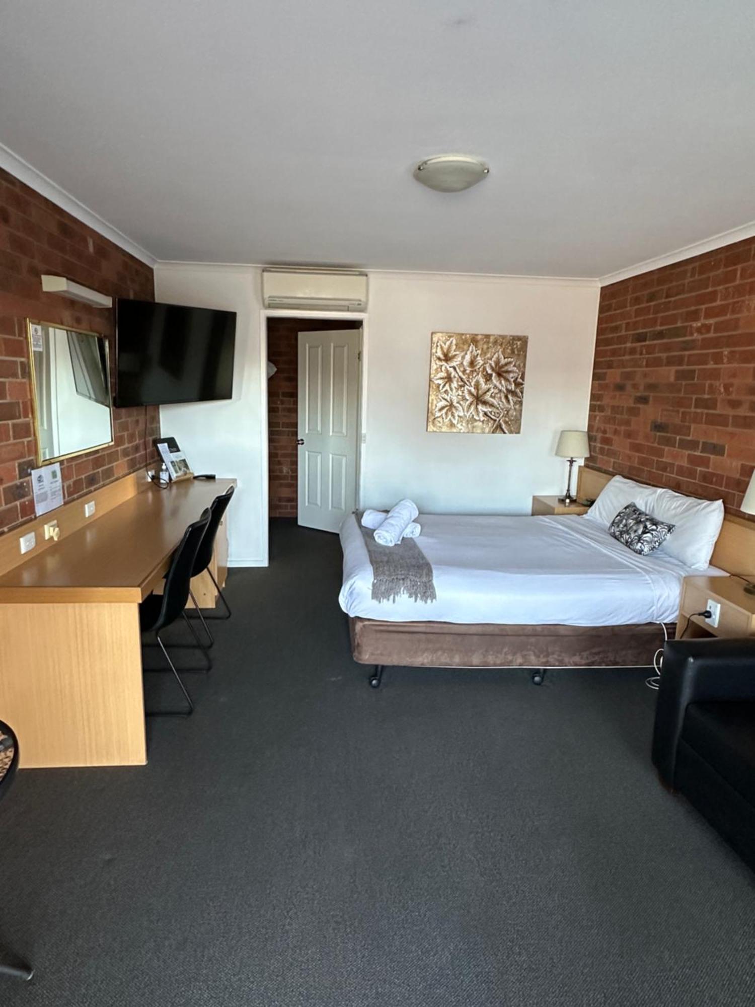Pevensey Motor Lodge Echuca Bagian luar foto