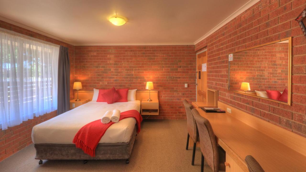 Pevensey Motor Lodge Echuca Bagian luar foto