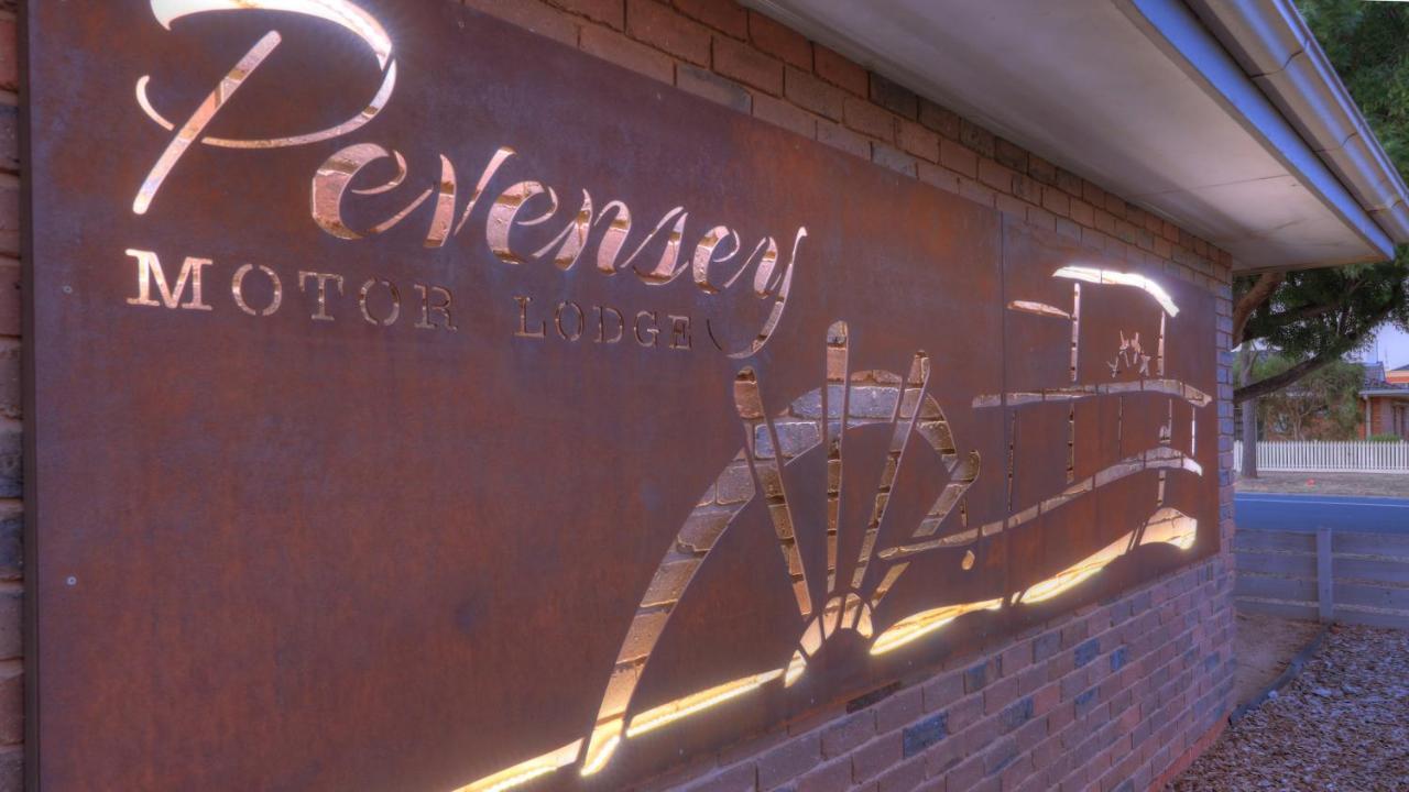 Pevensey Motor Lodge Echuca Bagian luar foto